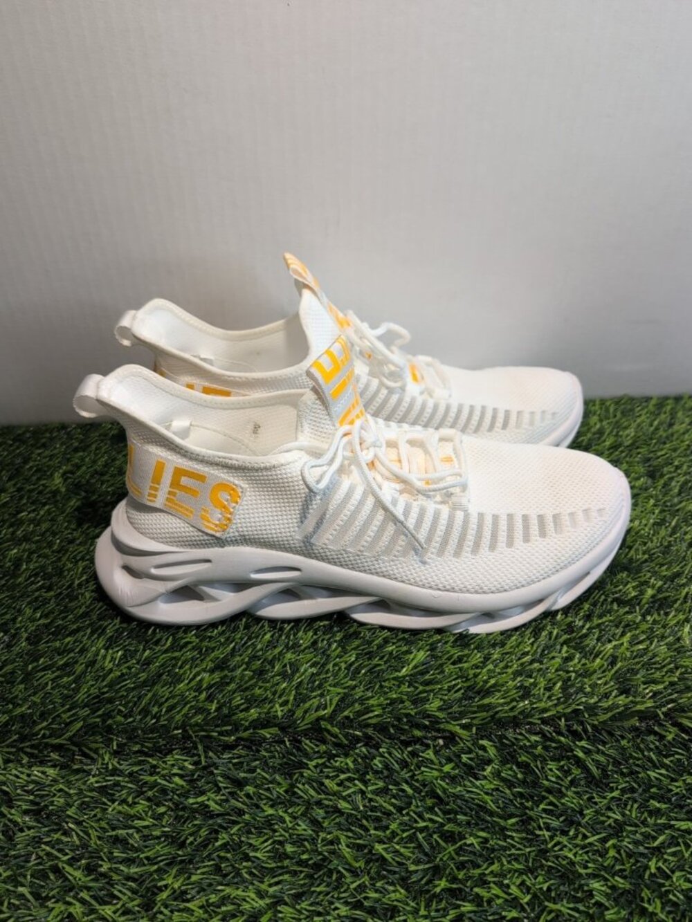 Liesmiles SS1 White Comfy Breathable Running Shoes New